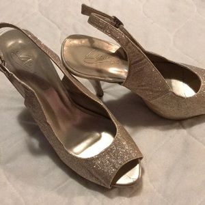 Gold Glitter Michelangelo Pump